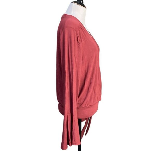 Nordstrom LUSH Ballet Tie Front Bell Sleeve Surplice Blouse Ruby Wine Women - Picture 5 of 10